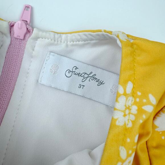 SweetHoney Floral Rash Guard Ruffle Swimsuit, size 3 - Picture 3 of 6